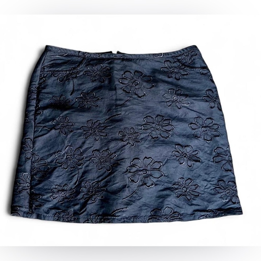Vintage INC international Concepts Early 2000s y2k Black Floral mini skirt sz 12